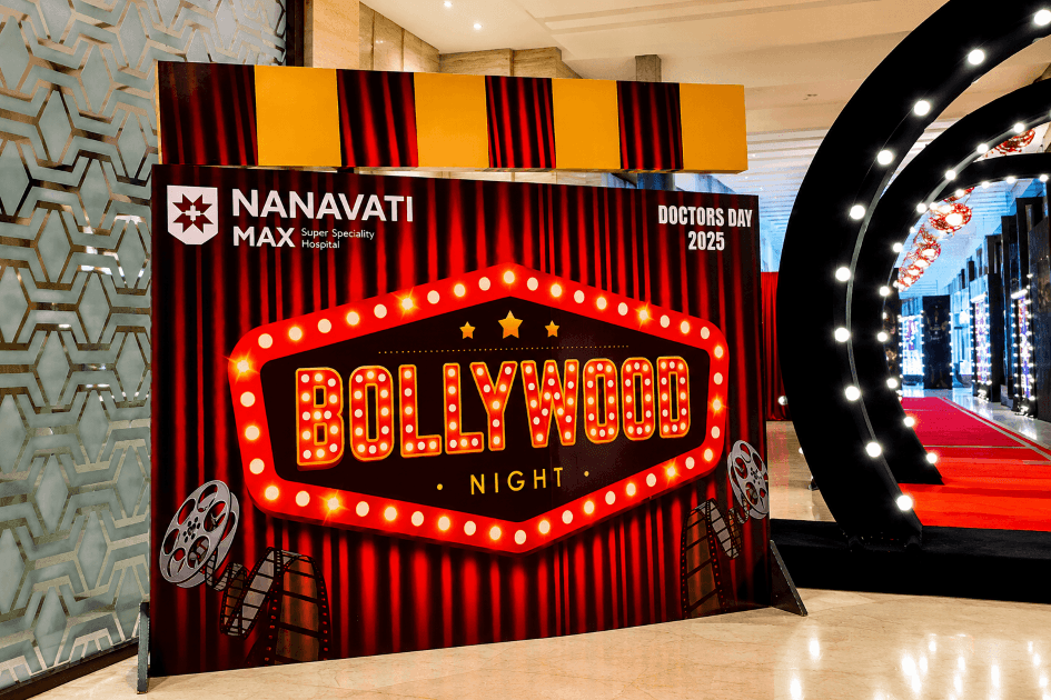 Retro to Bollywood corporate annual day theme by MRG Evennts, Mumbai